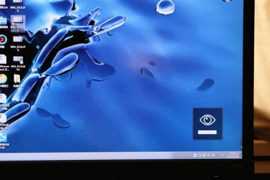 分享我自己在书房用的32英寸显示器,影音娱乐都很爽!