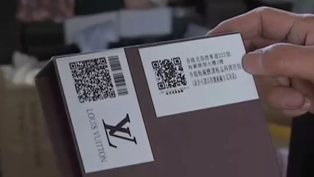 怎样看代购的朋友圈辨别真假,朋友圈的代购是真的吗