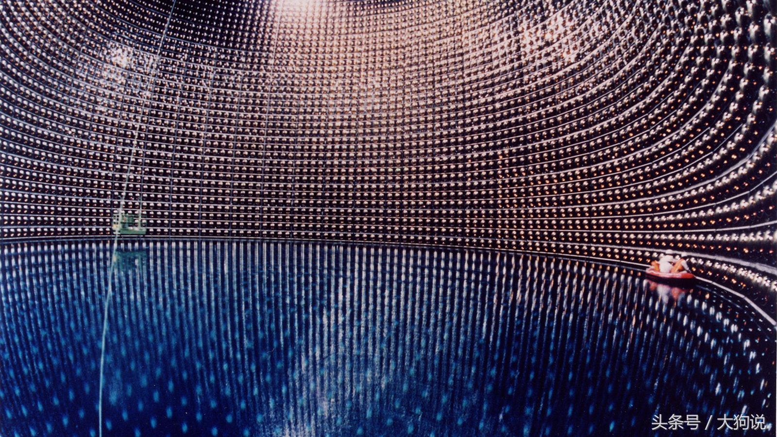 走近超级神冈探测器：金色大厅中流淌的竟是溶解金属的超纯水