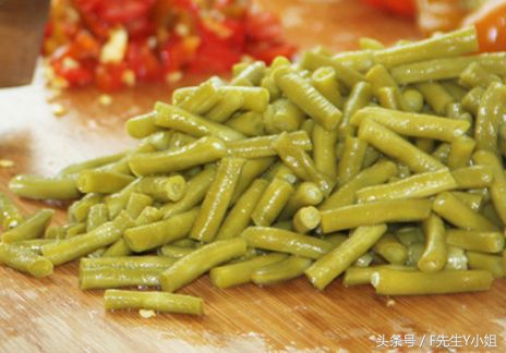 22款私藏多年的经典腌菜酱菜做法大全酸甜辣咸全有能用一辈子