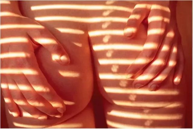 告别小尴尬~日本女*爱性**用好物,抹一抹4周白嫩如少女!