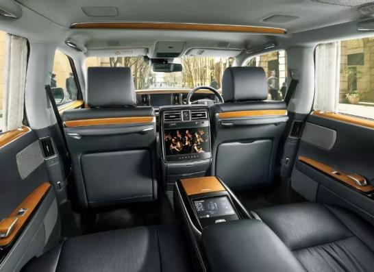 日本劳斯莱斯幻影售价,劳斯莱斯一周年纪念版