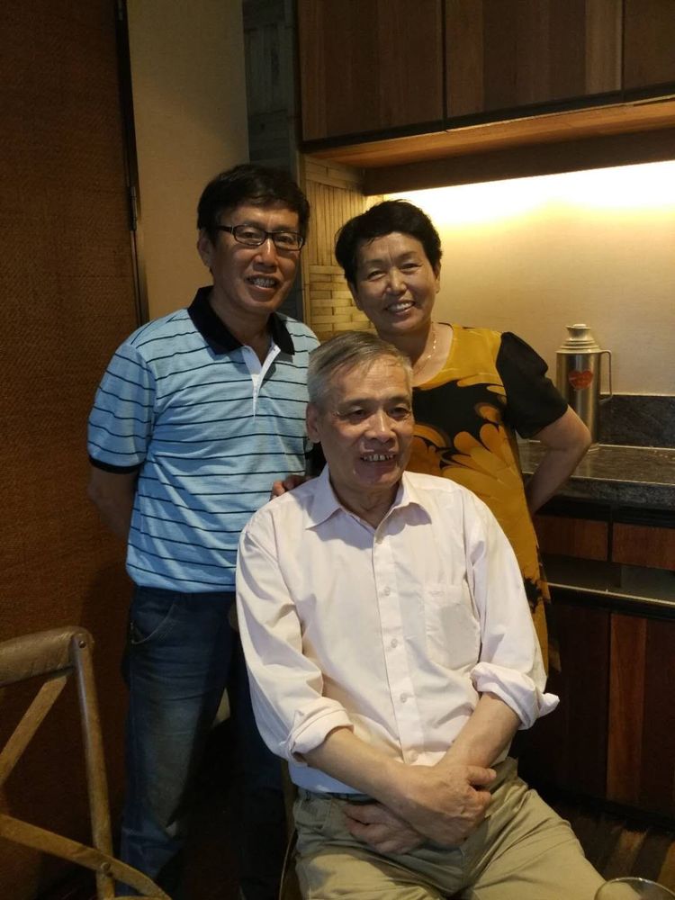 干岔子一，二队老知青久别重逢，共忆黑土情长