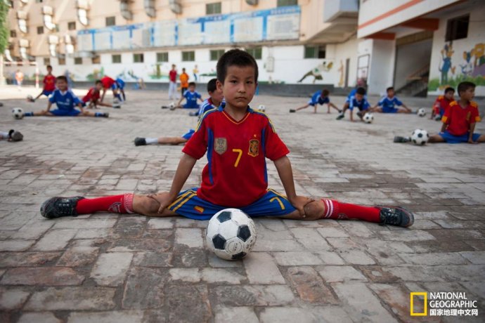 世界足坛经典老照片,50-60年代足球队老照片