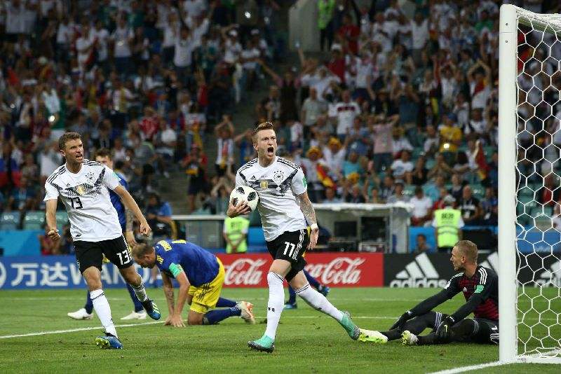 濡備綍浠庢娲叉澂鎵嬮噷澶哄洖鐢峰弸,涓栫晫鏉浣曡涪瓒崇悆