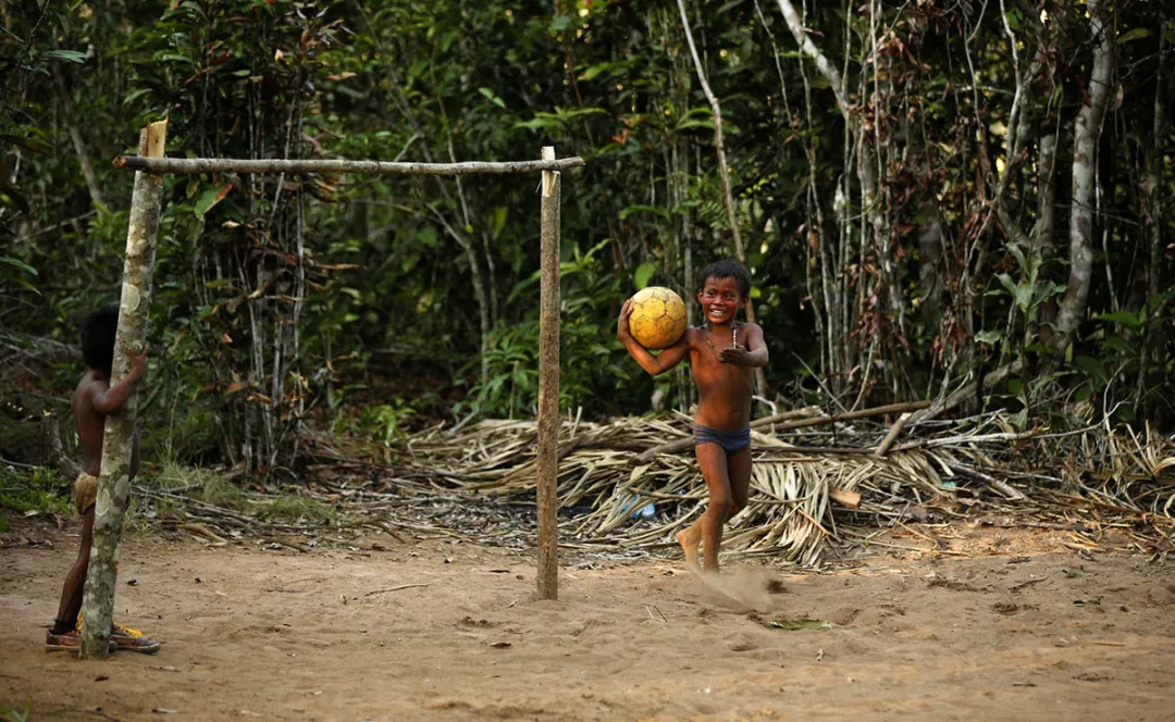 足球场奇葩位置,足球场奇葩系列