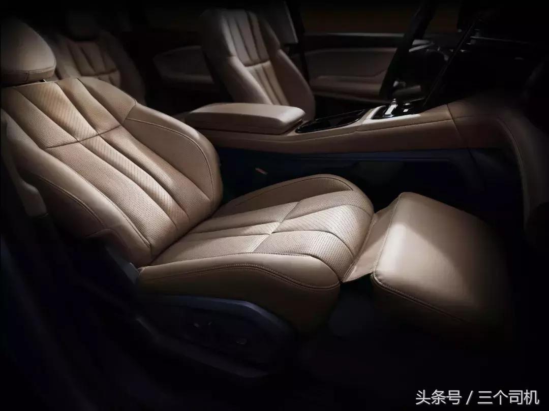 百公里提速4.4秒，50万购买这款纯电7座SUV，但续航仅355公里