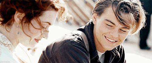 父母条件差我没钱结婚,男朋友妈妈嫌我家穷没钱买房子