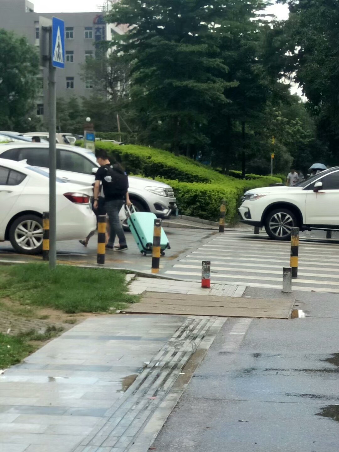 东莞松山湖目前工厂最新招聘,东莞松山湖最新工厂招聘信息