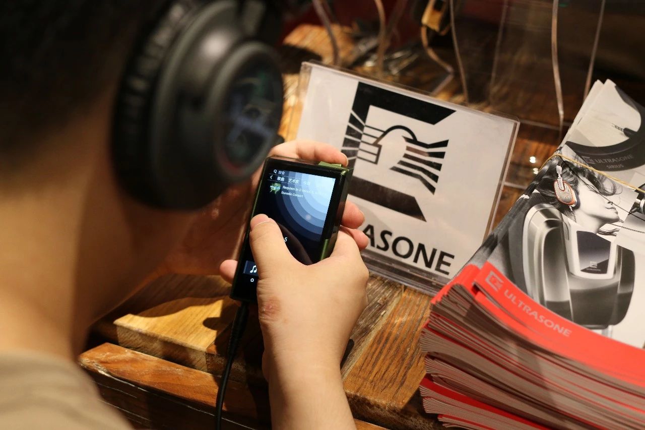 时隔两年多的聚会,时隔两年的聚会