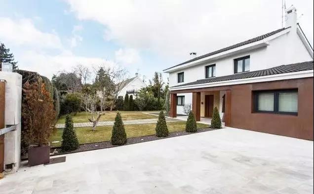 精致大气的极简风格,极简主义极奢风格图片