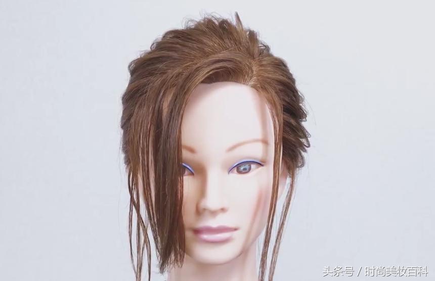 时尚美妆穿搭教程,美妆盘发教程图片