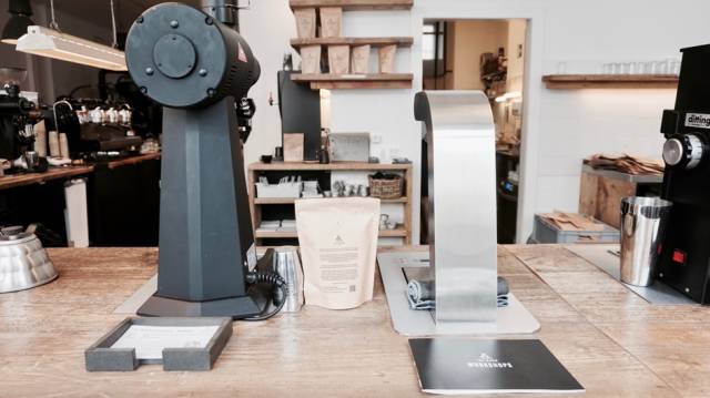 凡仕|在一家倔脾气的咖啡店,点一杯纯粹主义的咖啡