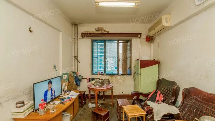 武汉学区房目前适合买还是卖,武汉现在还有必要买学区房吗