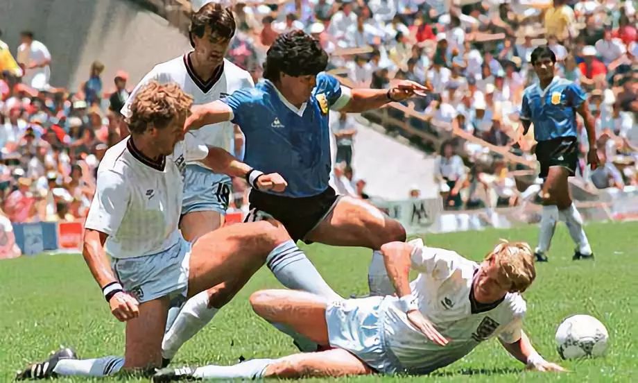 马拉多纳的上帝之手比赛视频,马拉多纳的上帝之手是什么意思