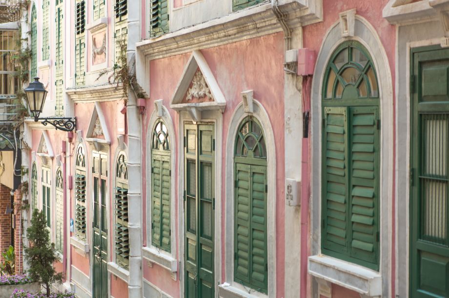 沉醉于澳门的纸醉金迷,纸醉金迷的澳门你去得起吗