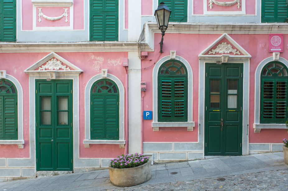 沉醉于澳门的纸醉金迷,纸醉金迷的澳门你去得起吗