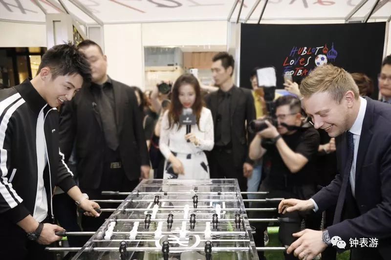 宇舶手表世界杯,宇舶18年世界杯电子表