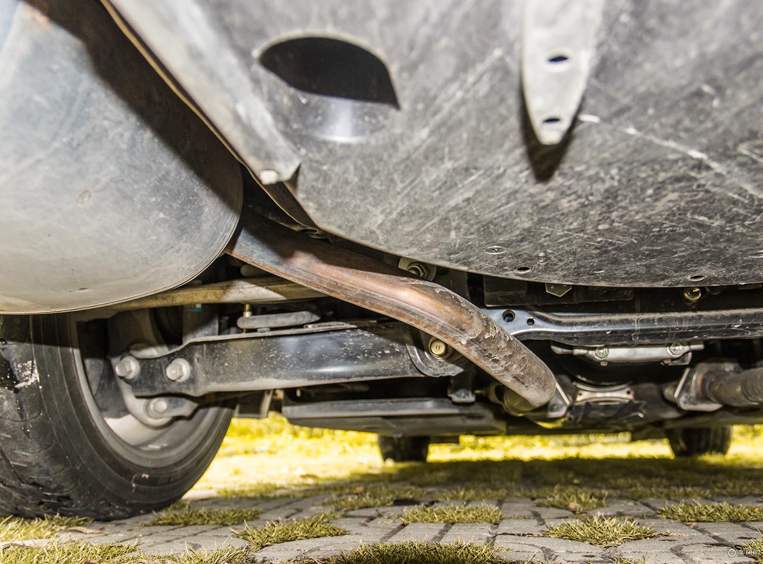 这款高颜值轿车不只男人喜欢女孩看了也瞬间心动实拍雷克萨斯IS