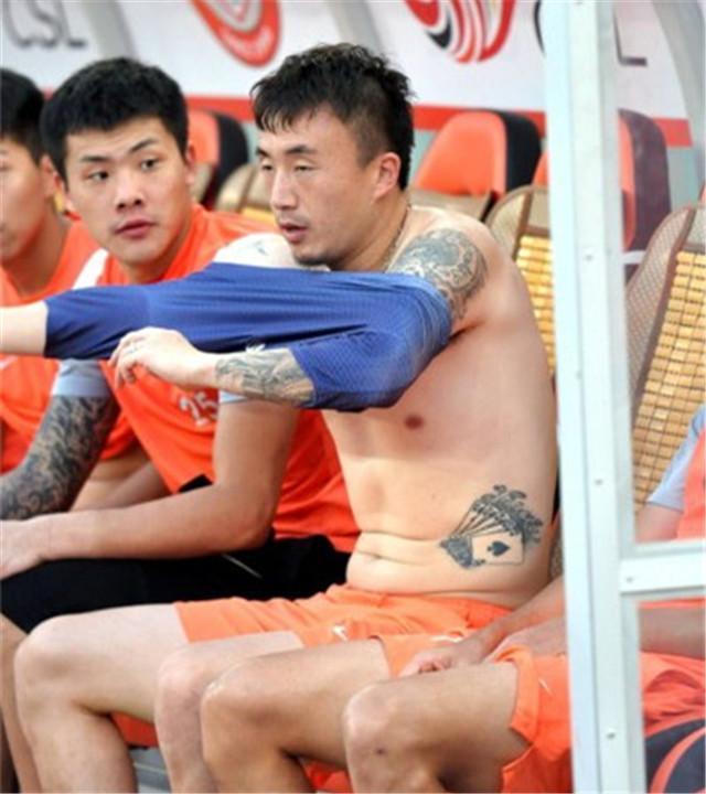 中超球员白斩鸡,中超足球队员白斩鸡