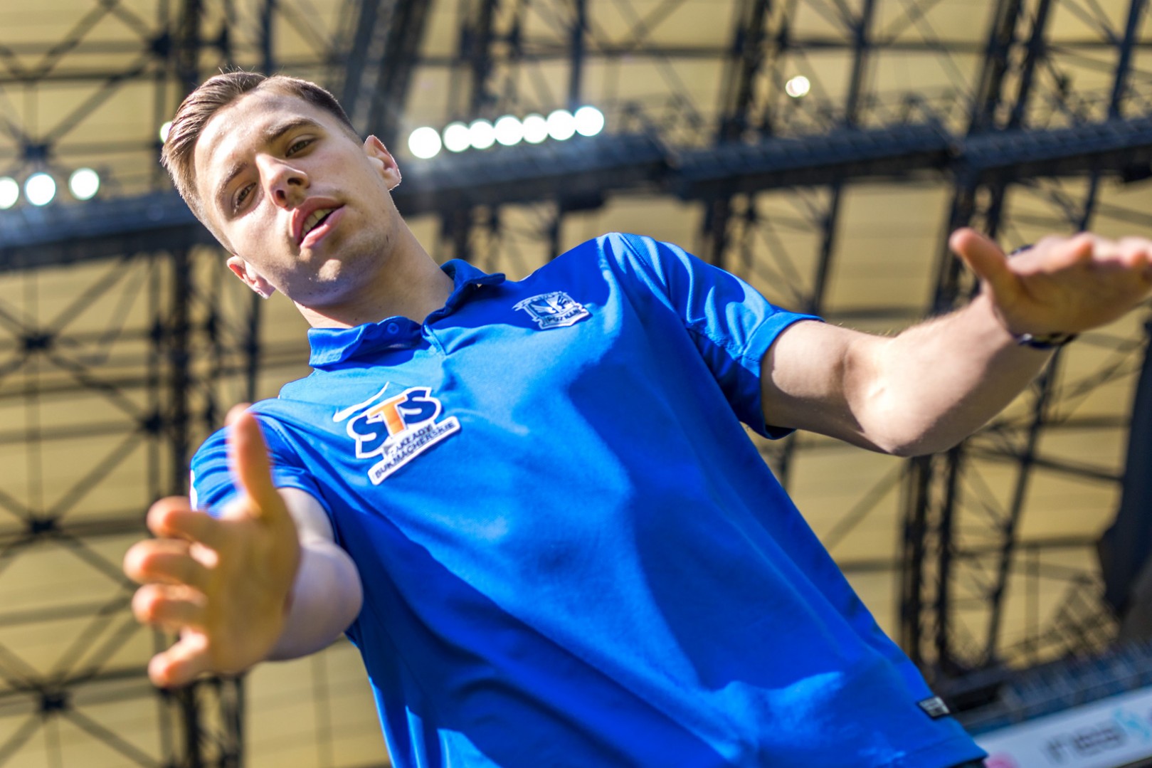 从英超开始的中场大师之路,波兰王牌终于斩获个人世界杯首球