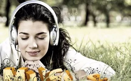 如何通过英文歌学英语,适合初中生提高英语的英文歌