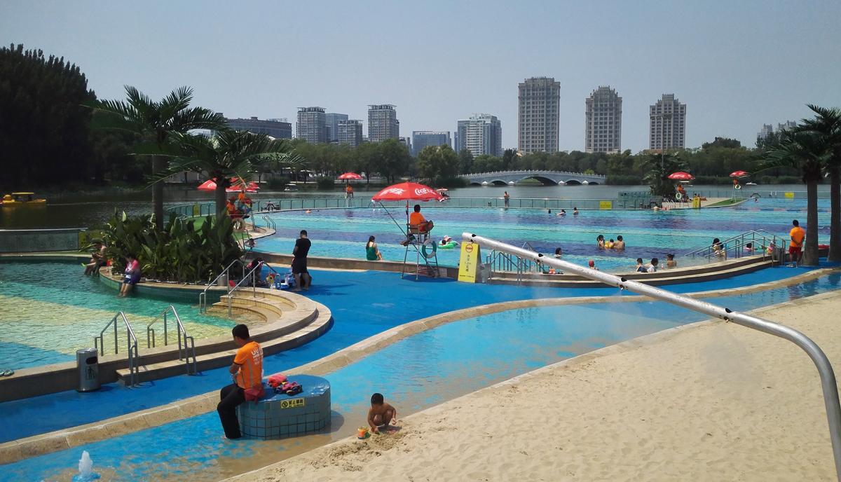 看足球现场比赛震撼,看沙滩足球