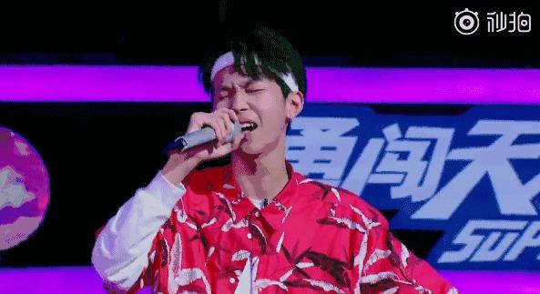 李宇春易烊千玺唱的新时代,李宇春毛阿敏完整版