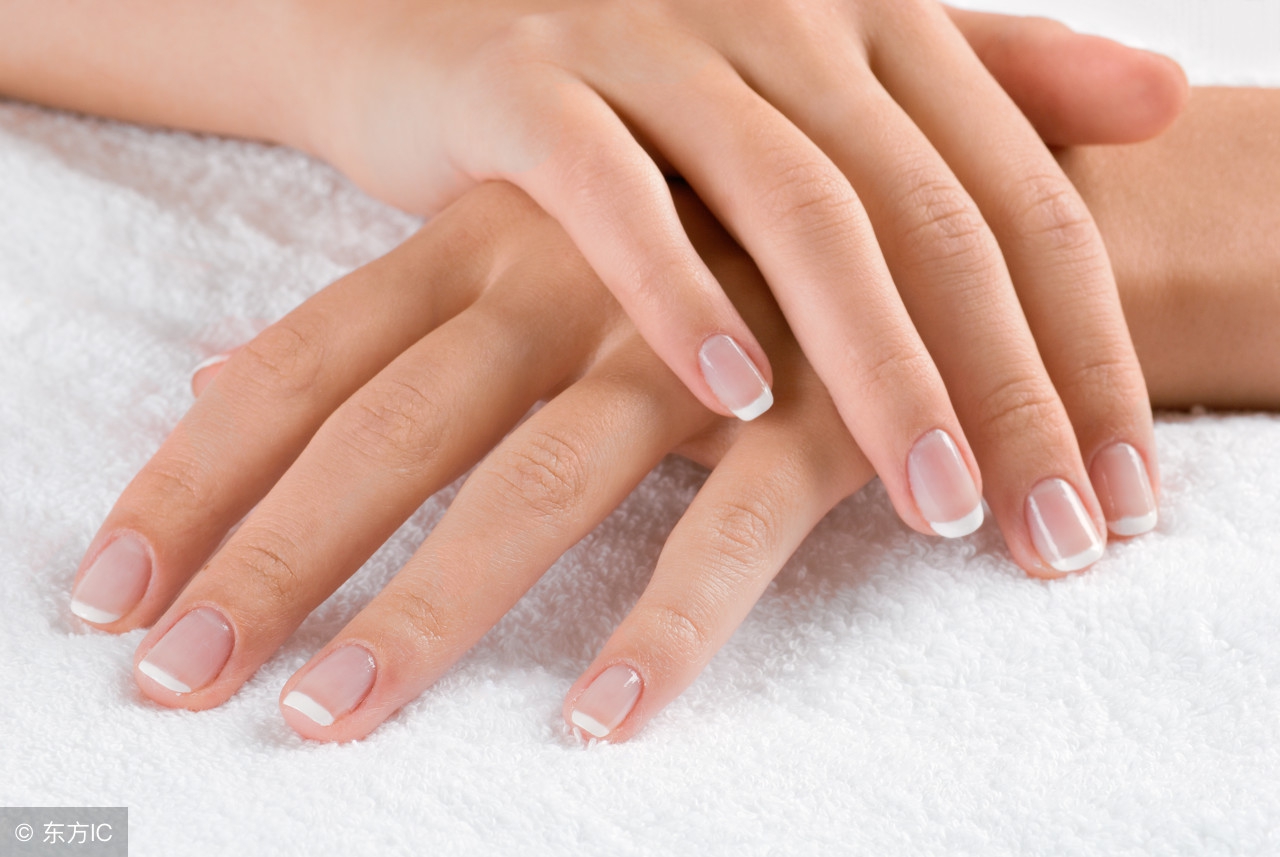 发现有灰指甲的预兆怎么防治,灰指甲中医可以诊断吗