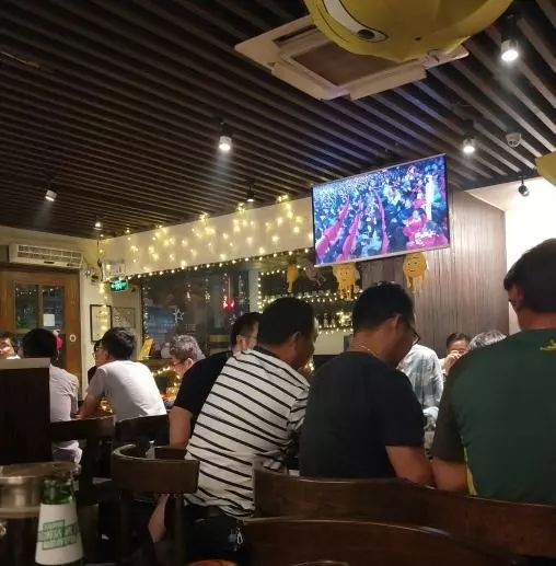 青岛喝酒看世界杯的地方,青岛世界杯饭店