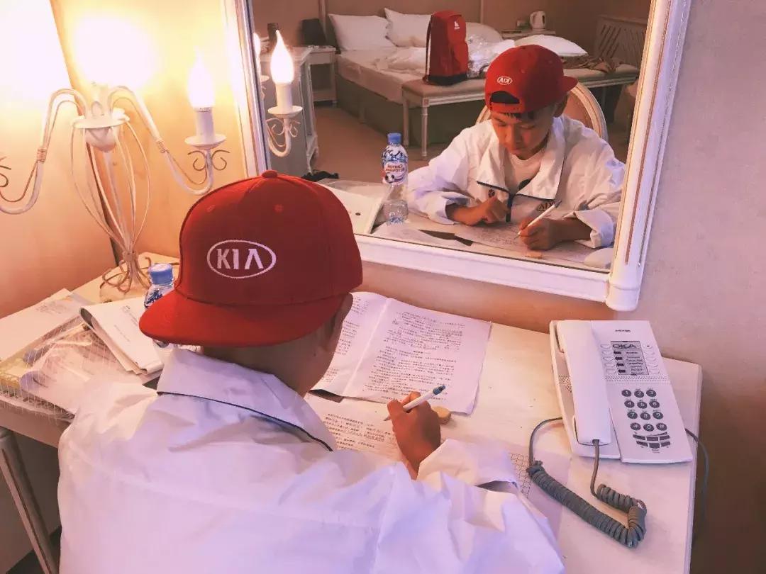 这就是足球完整视频,东风悦达起亚世界杯