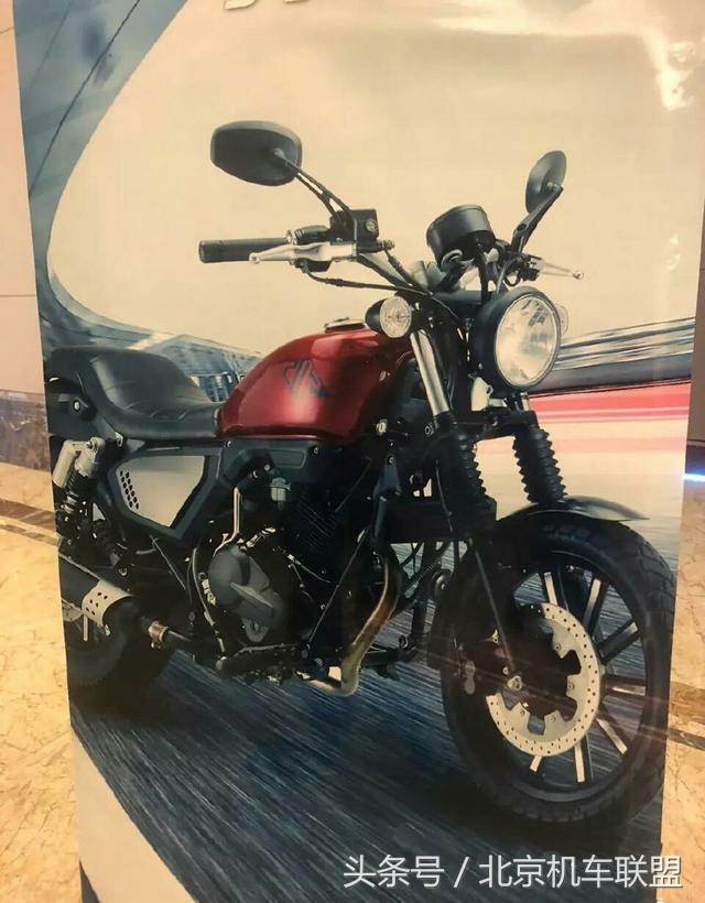 钱江贝纳利新款太子车凯威荣光202亮相，颜值堪比雅马哈、哈雷