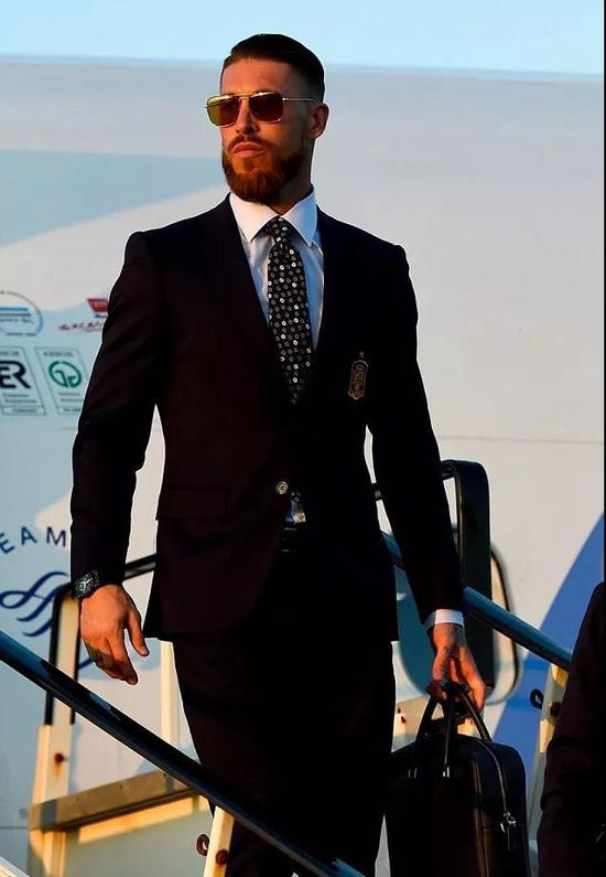 世界杯上那些神仙颜值球迷,世界杯帅男合集