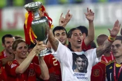 红黄牌拿到手软的球场,拉莫斯对巴萨得过多少红黄牌