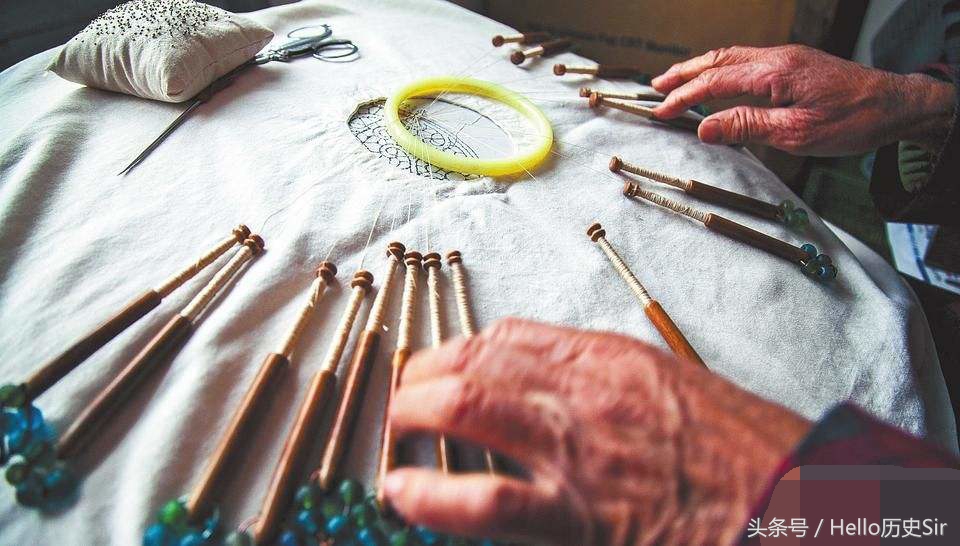 抽纱之王,广饶县织花边的棒槌