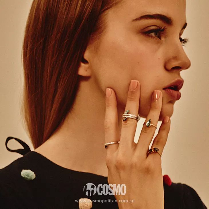 戒指叠戴的搭配图,软戒指和什么戒指叠戴好看