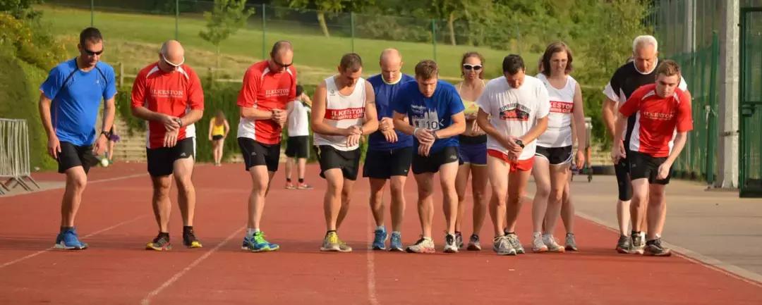 前脚掌先着地,前脚掌先着地还是全脚掌先着地