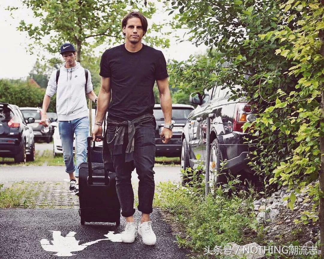 脱下球衣的谁最帅篮球,脱下球衣的男生