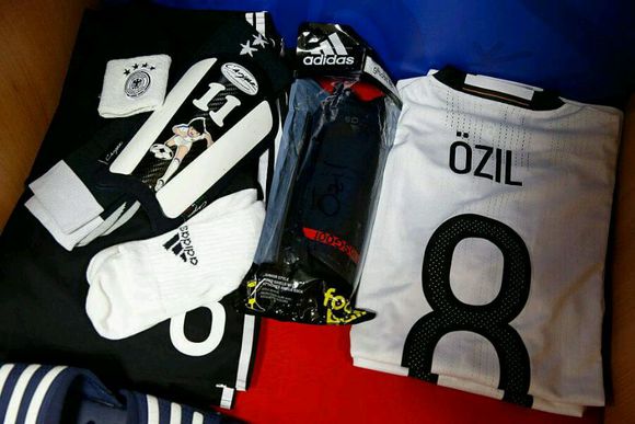 足球小将世界杯日本队对巴西队,世界杯热点