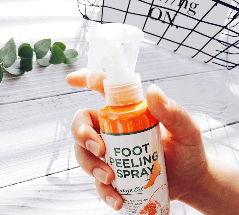 擦掉一张皮，双脚换皮术！死皮、老茧一喷就没，15秒还原嫩白玉足