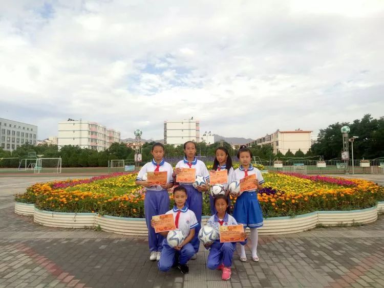 金昌市第四小学足球比赛,实验小学女子足球队