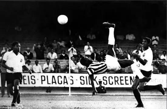 足球世界杯巨星有哪些,世界杯历史上最强大的足球队