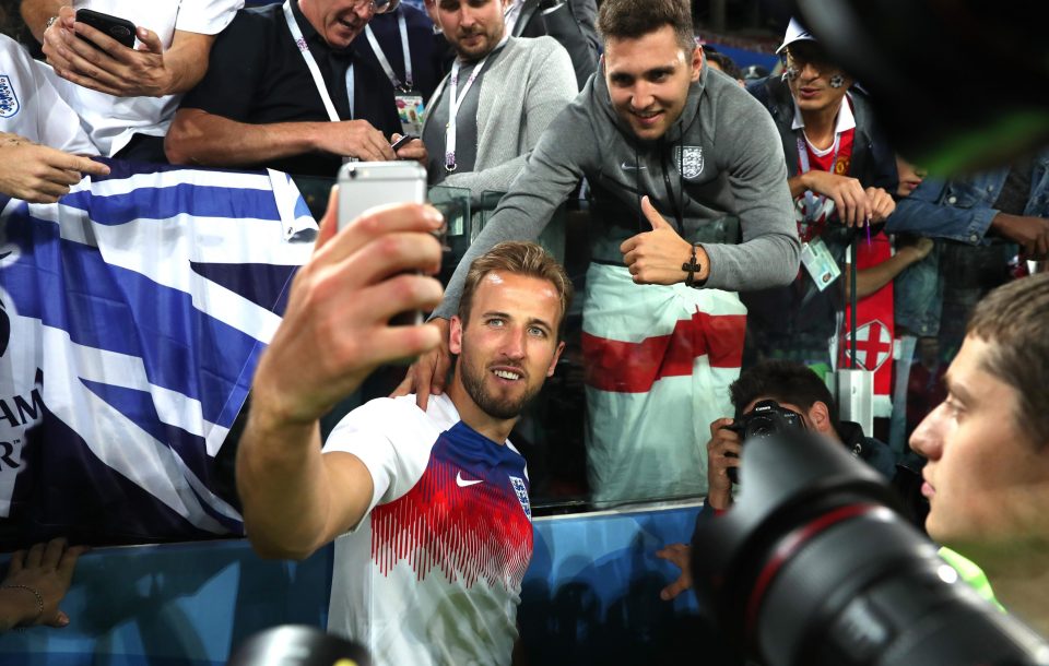 世界杯英格兰太太团在卡塔尔血拼,世界杯英格兰太太团来袭