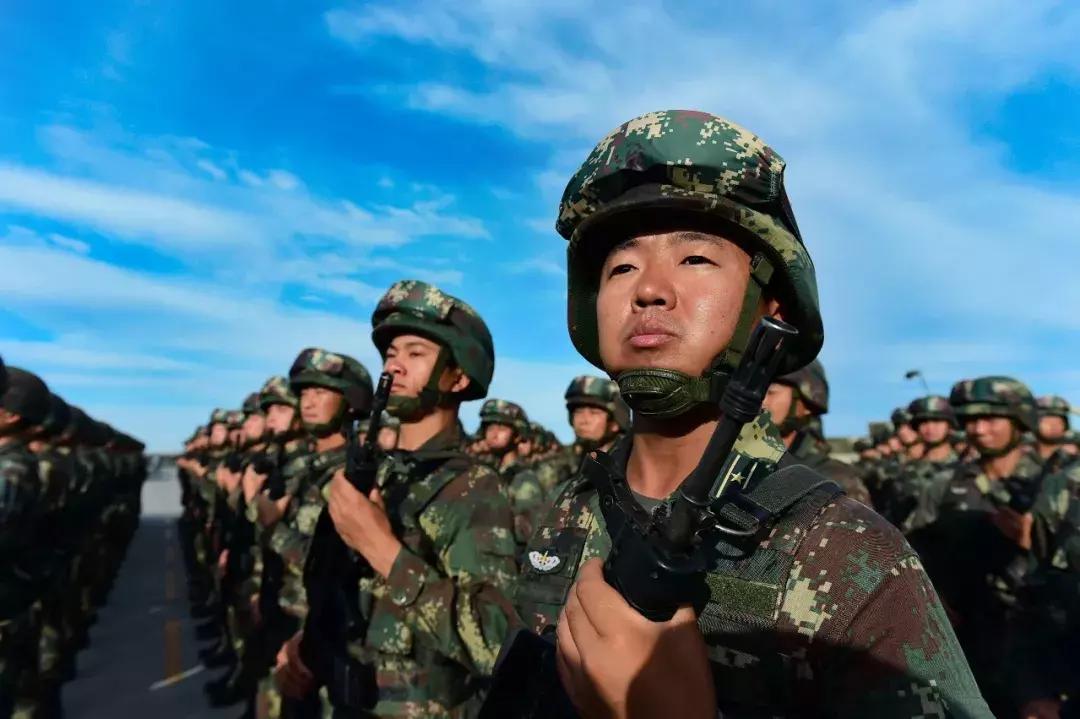 中校营长，突然成了全军典型？背后又什么重大变化？