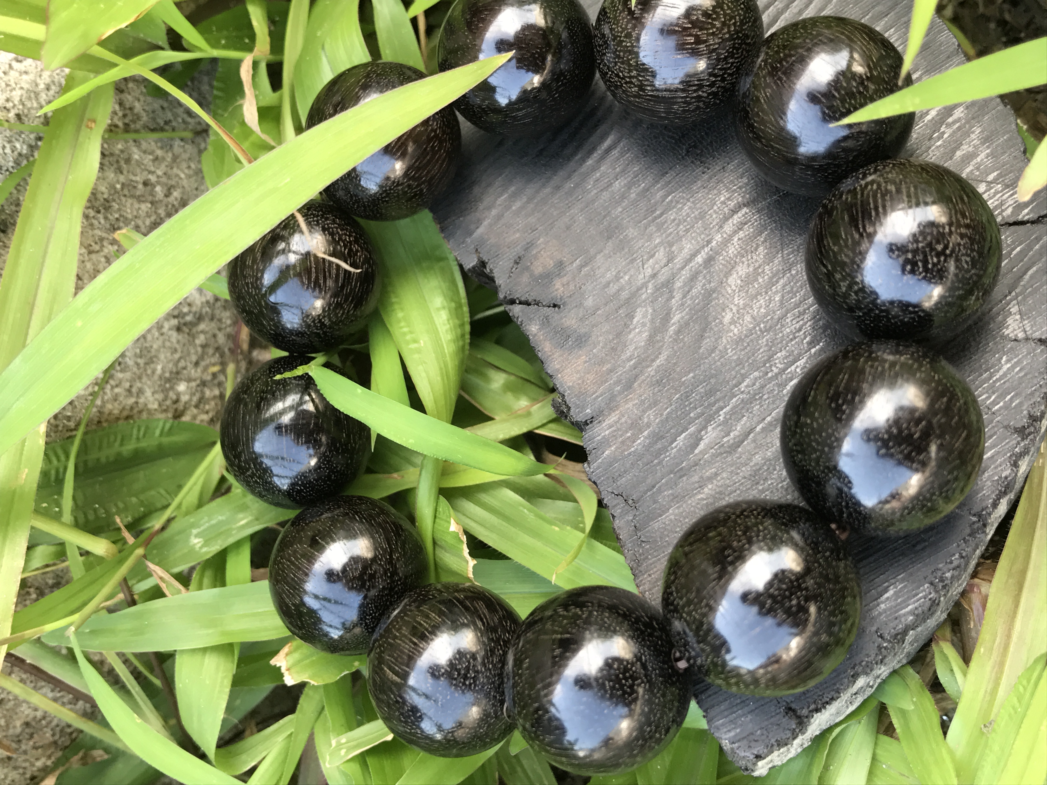 乌木佛珠手串怎么盘,手工金丝楠木佛珠手串图