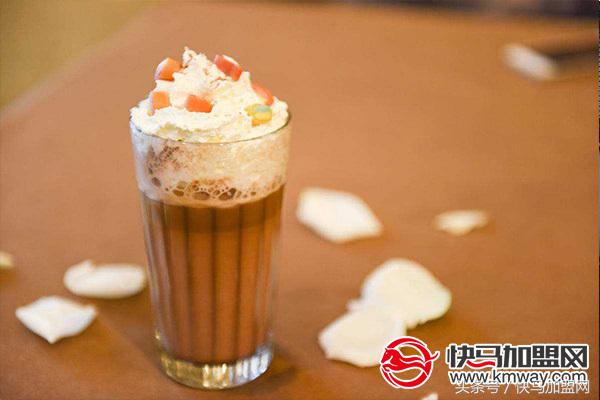 一家零食加盟店成本,小成本创业适合加盟什么