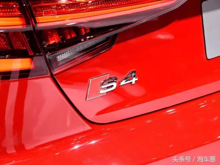 奔驰amga45vs奥迪s4,奔驰奥迪s4