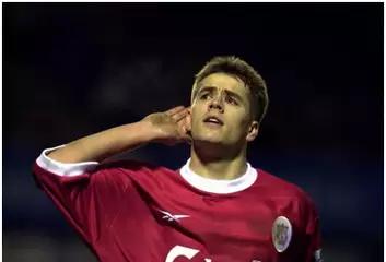 世界杯欧文一战成名,世界足坛名场面之追风少年欧文