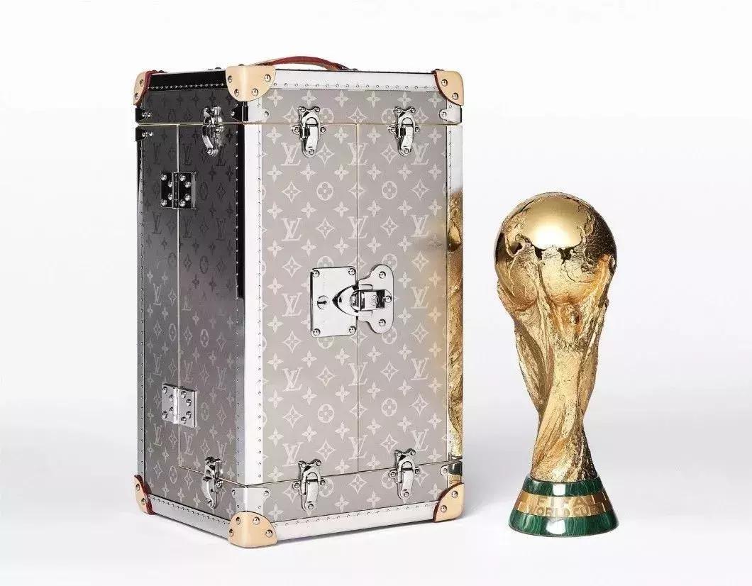 内马尔c罗梅西三人球衣,2018年世界杯c罗梅西内马尔