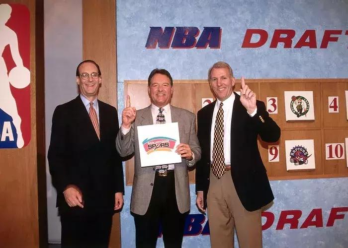 邓肯19年前,邓肯19年70胜率1000胜